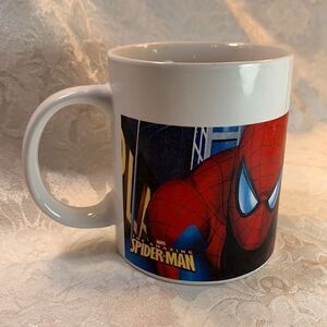 The Amazing Spider Man Marvel 2006    14 Ounces Red White Ceramic Coffee Tea Mug